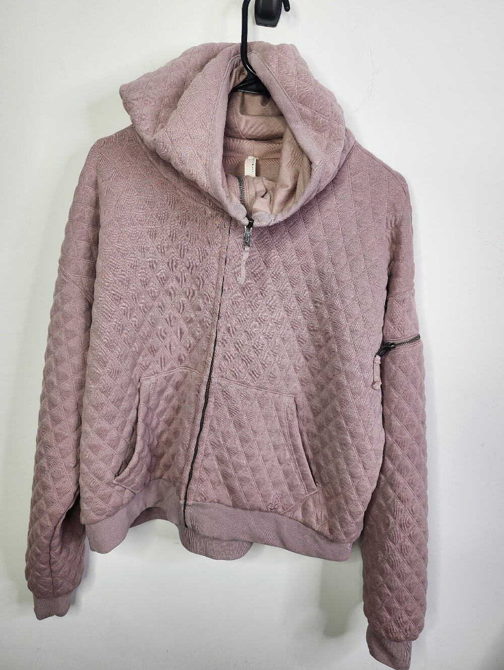 $198 Free People Hibernatin Quilted Hoodie Jacket Zip Up Sweatshirt M